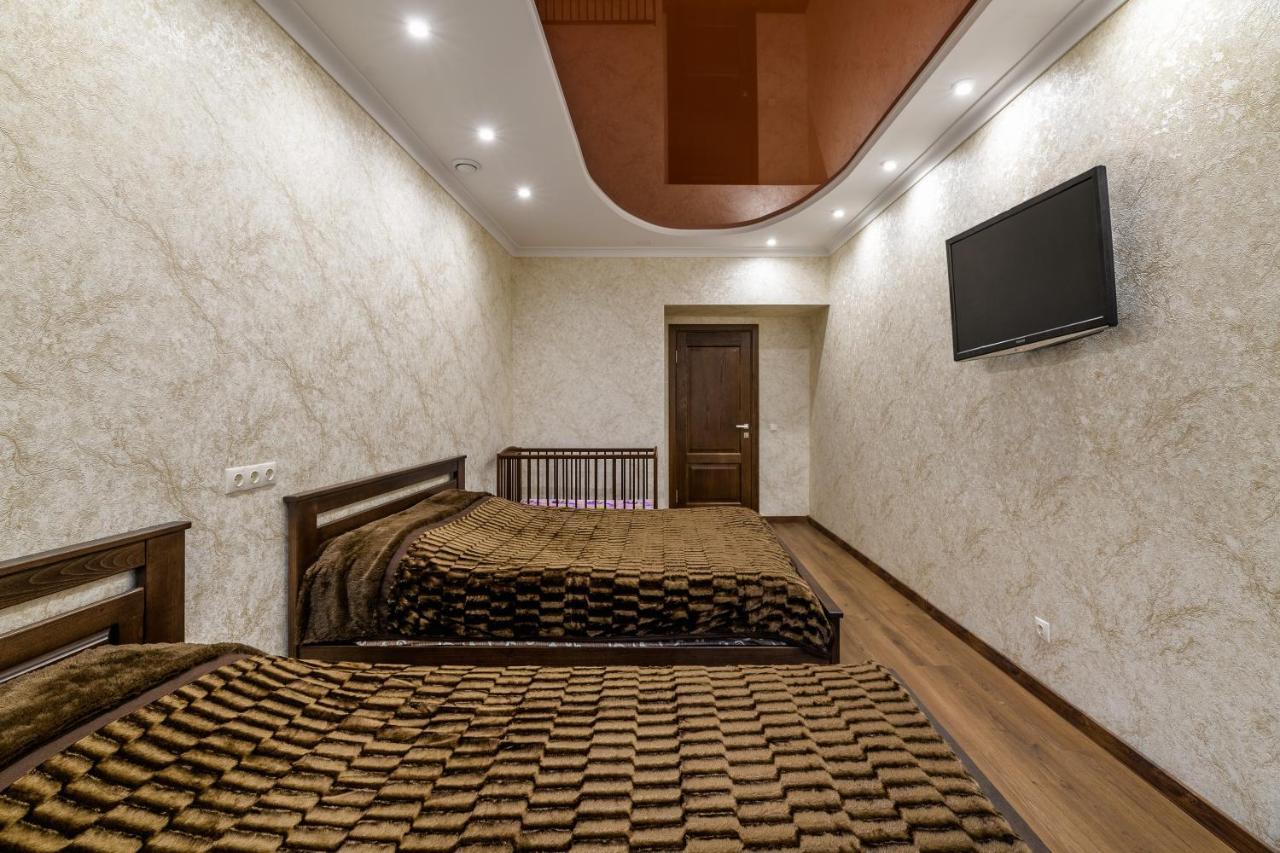 Kyivska Apartments リヴィウ エクステリア 写真